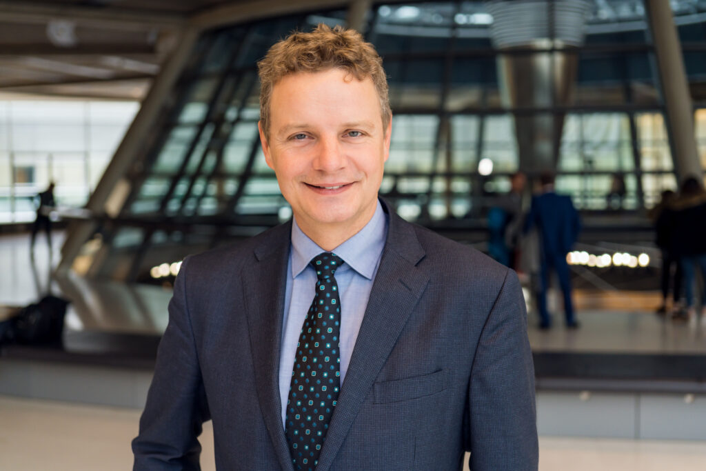 COPYRIGHTANGABE_ _Jens Beeck MdB_