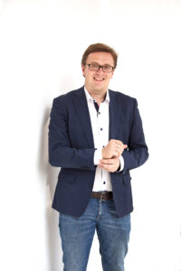 HWilts_Portrait_6248_rgb (1)